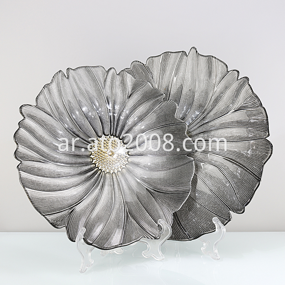 Grey Flower Glass Plate1